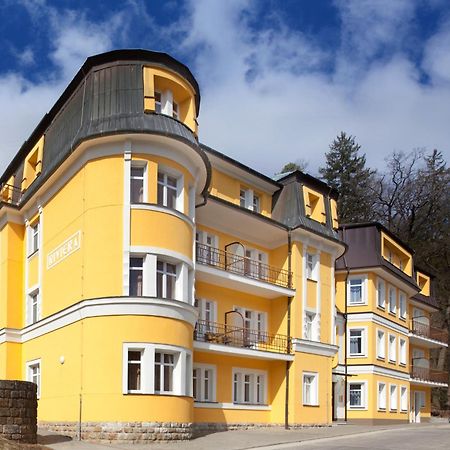Hotel Riviera Luhačovice Exterior foto